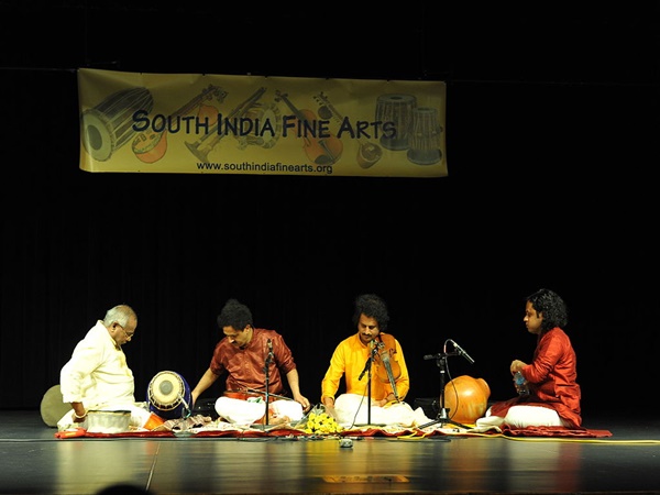 ചക്രാധര്‍ സമാരോഹ്