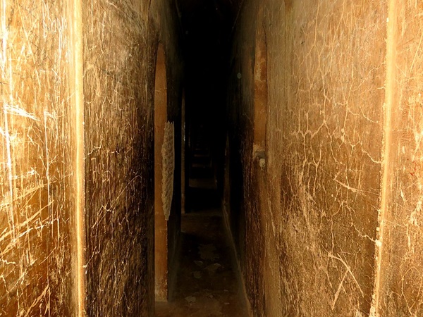 വിചിത്രമായ നിര്‍മ്മിതി‌