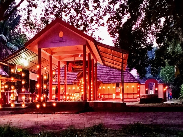 ഏവൂര്‍ കണ്ണമ്പള്ളി ദേവി ക്ഷേത്രം