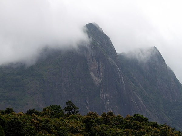 ആദ്യ ഘ‌ട്ടത്തില്‍ 7 ഇ‌ടങ്ങള്‍