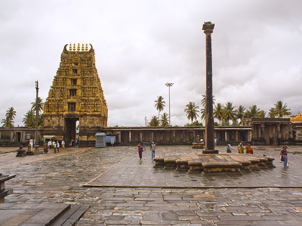 ഗ്രാവിറ്റിപില്ലർ