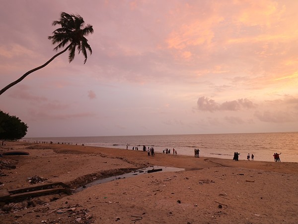 കോഴിക്കോ‌ട് 