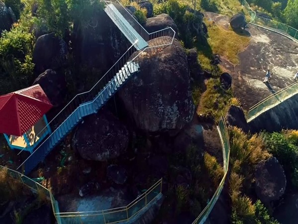 ട്രക്ക് ചെയ്യാം