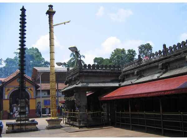 കൊല്ലൂര്‍ മൂകാംബിക ക്ഷേത്രം