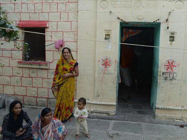 ശനി ശിങ്കനാപ്പൂര്‍, ഷിര്‍ദ്ദി