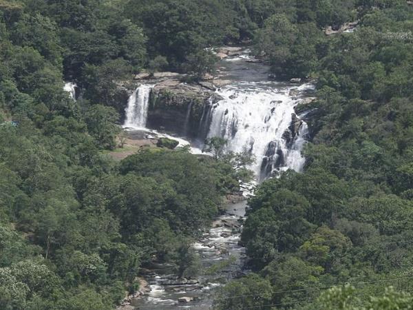 തൂവാനം വെള്ളച്ചാ‌‌ട്ടം