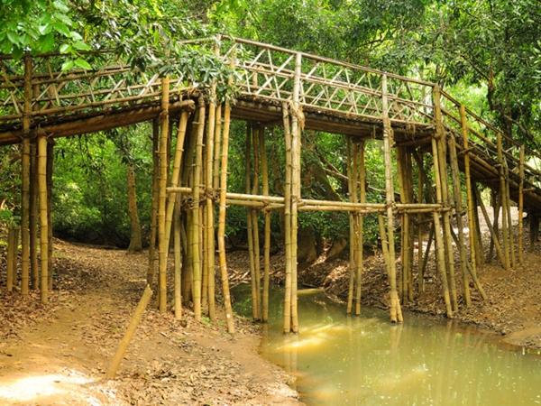 മഴക്കാലത്ത് അടച്ചി‌ടും