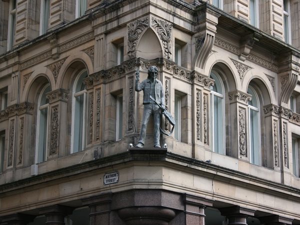 പട്ടികയില്‍ നിന്നും പുറത്താക്കല്‍ ഭീഷണി