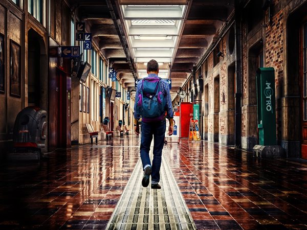 വിസ അനുവദിക്കുവാന്‍