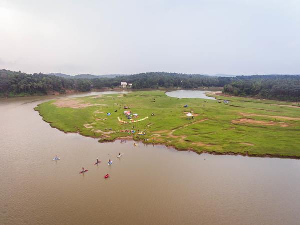 നിലമ്പൂരില്‍ തുടങ്ങി