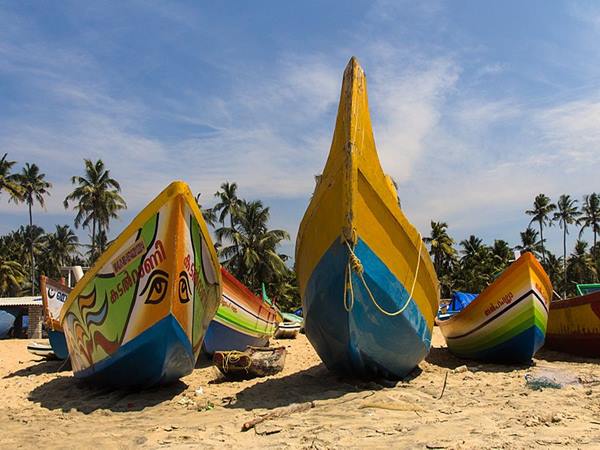 ജലവിനോദങ്ങള്‍ ആസ്വദിക്കാം