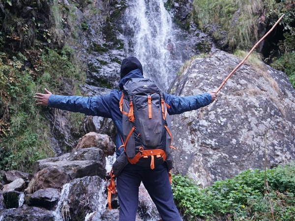 അപ്സരക്കൊണ്ടയിലേക്കുള്ള ട്രെക്കിംഗ്