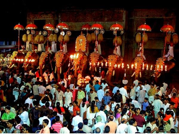 ആറാട്ടുപുഴ പൂരം മാര്‍ച്ച് 16