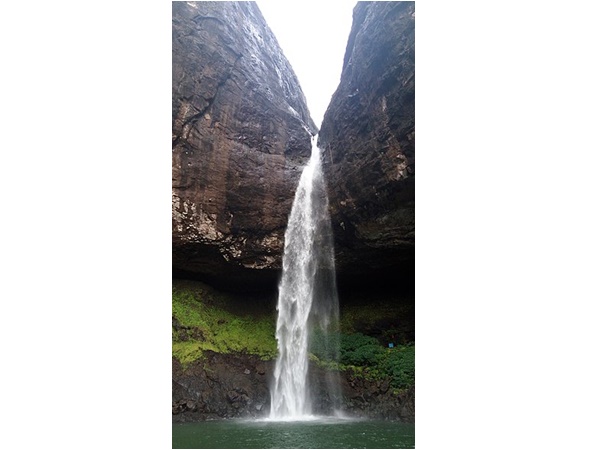 ദേവ്കുണ്ഡ് വെള്ളച്ചാട്ട ട്രെക്ക്