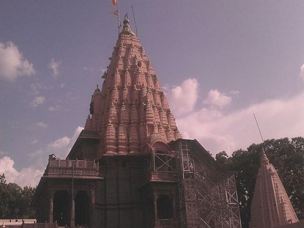 മഹാകാൽ ലോക്