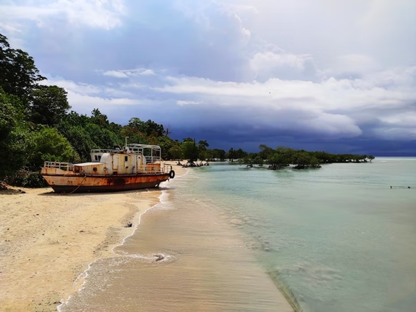 ഒന്നാം ദിവസം