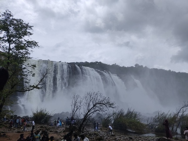ഒന്നാമത്തെ ദിവസം