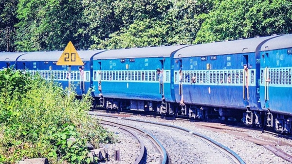 യാത്ര സ്പ്ലിറ്റ് ചെയ്യാം