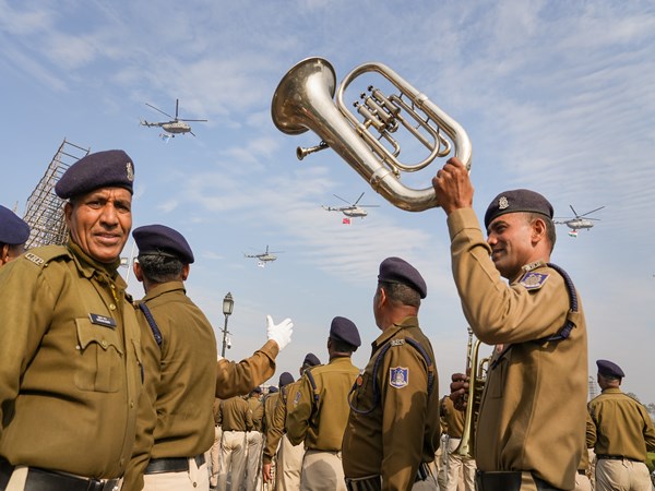 പ്രത്യേക ഔദ്യോഗിക ക്ഷണിതാക്കൾ