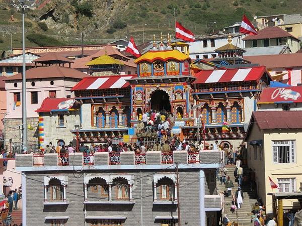 ബദരിനാഥ് ക്ഷേത്രവും ജോഷിമഠും