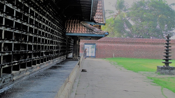 Thirunnavaya Karkidaka Vavu Bali Tharpanam