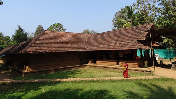 mridanga-saileswari-temple