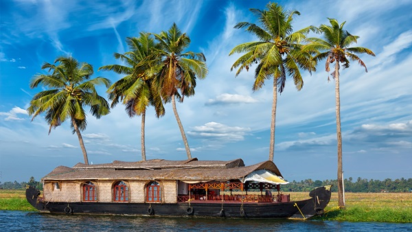 Kumarakom Wedding Cost and Speciaities