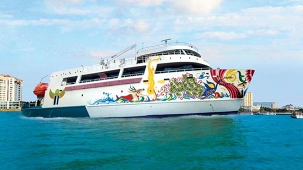 Kochi Nefertiti Cruise DJ Night Package
