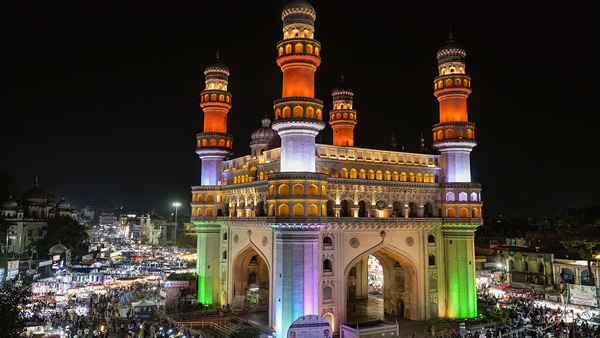 Trivandrum To Hyderabad