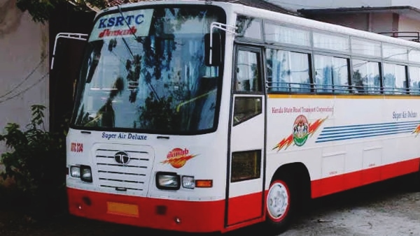 Trivandrum to Mananthavady Christmas Special KSRTC Minnal Bus