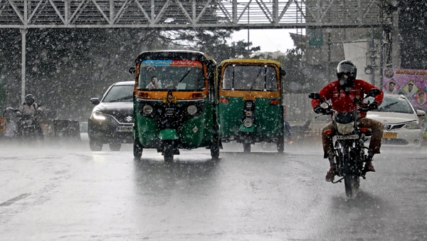 Bangalore Weather Update City Expecting Heavy Pre-Monsoon Rain