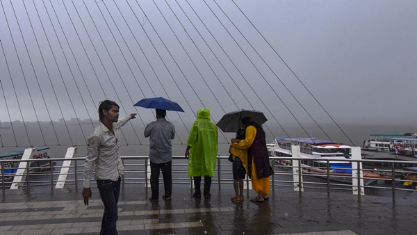Kerala Rains Yellow Alete For Wayanad And Kozhikode