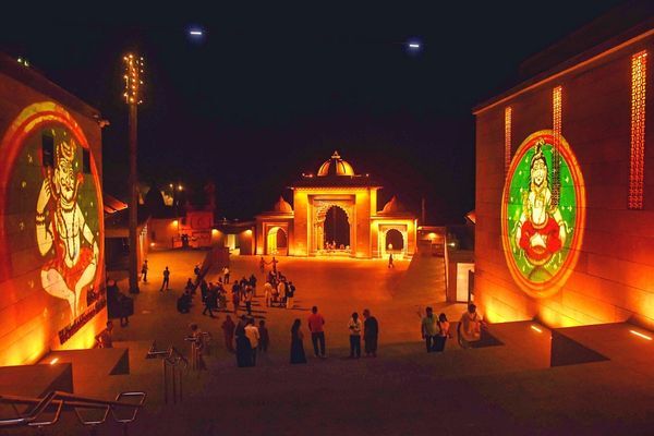 12 Best Things to Do in the Holy City Varanasi