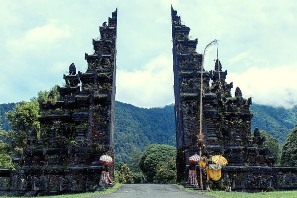 Can a Beautiful Foreign Destination be Explored Under a Limited Budget? Yes! Plan a Tour to Bali!