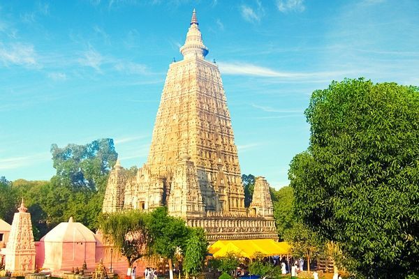 Why does Bodh Gaya Celebrate Bodh Mahotsav? Recall the History of the Enlightenment
