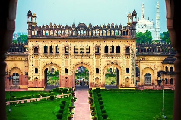 Why Should You Visit Lucknow? Explore the Architectural Marvels.