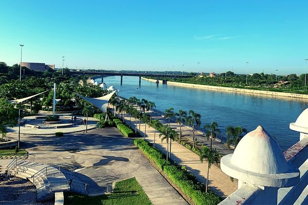 Why Should You Visit Lucknow? Explore the Architectural Marvels.