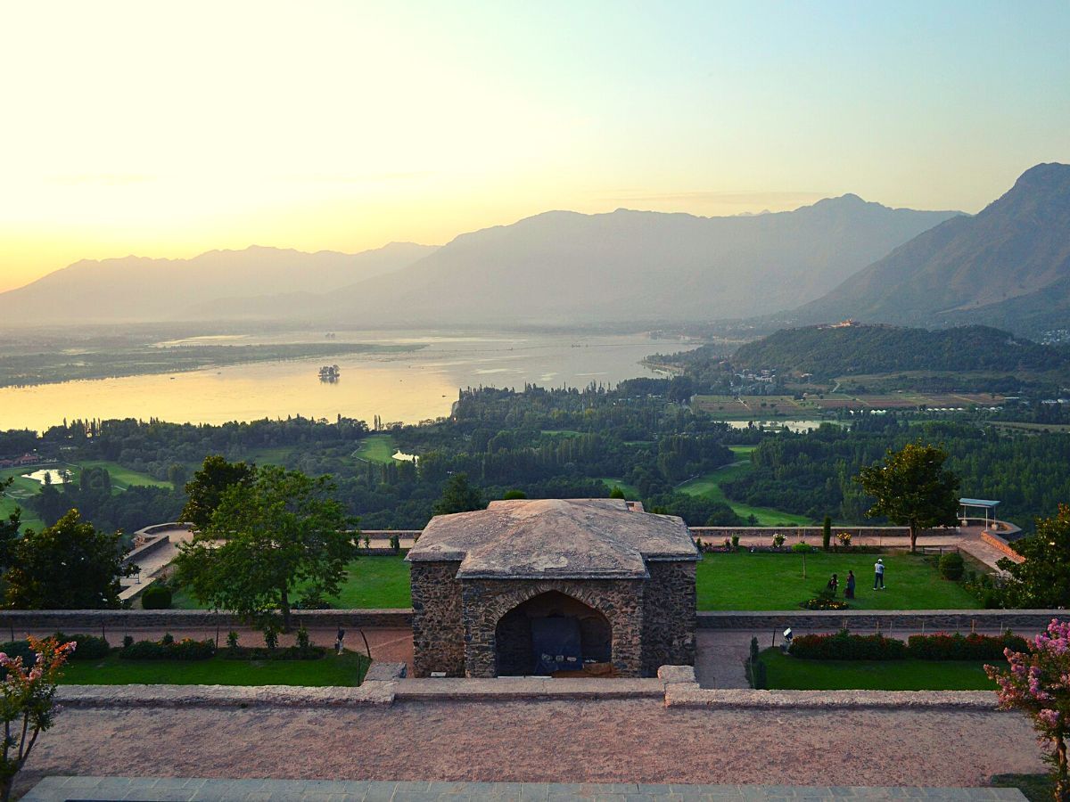 Best Summer Destination in the Kashmir Valley- Srinagar