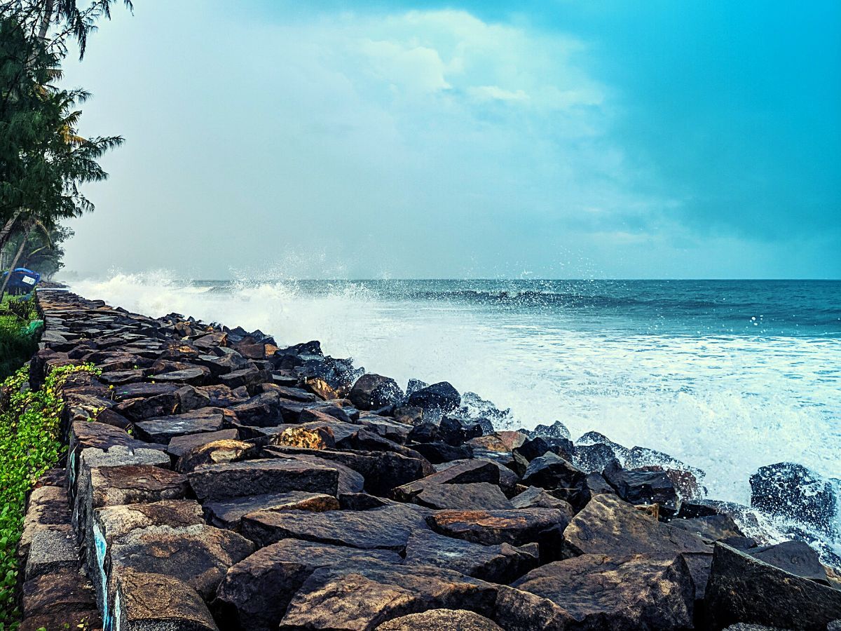 Call it Kochi or Cochin, this Picturesque Destination Beckons its Tourists with its Beauty.