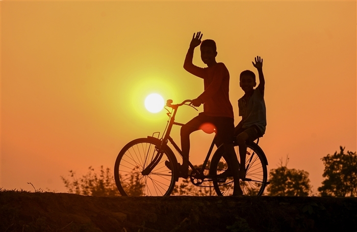 Captivating Colors: Explore 10 Iconic Sunset Views Across India