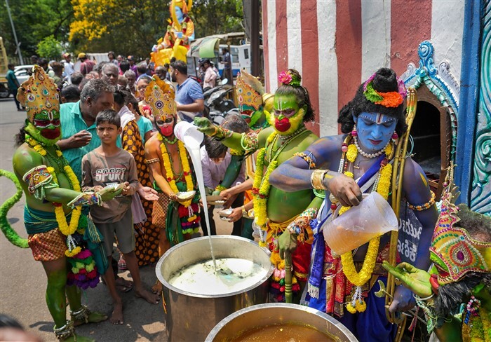 In Pictures: How Devotees Celebrate Mahashivratri with Costumes