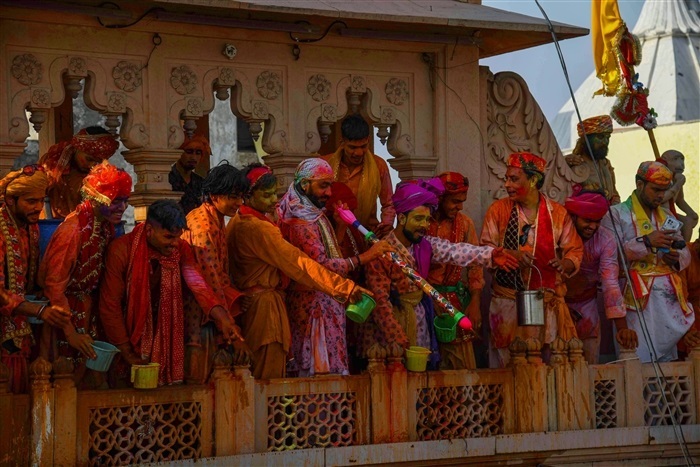 Magical Moments: Experience the Essence of Mathura Holi Through Images