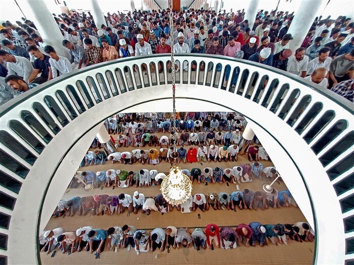 The Beauty of Ramadan: A Photo Gallery of Faith and Tradition