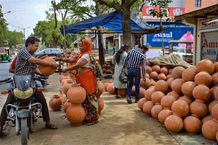 Capturing India's Scorching Summer: A Pictorial Journey