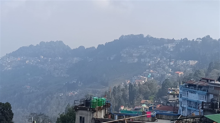 Darjeeling: A Cool Retreat from Summer Heat for Weary Travelers