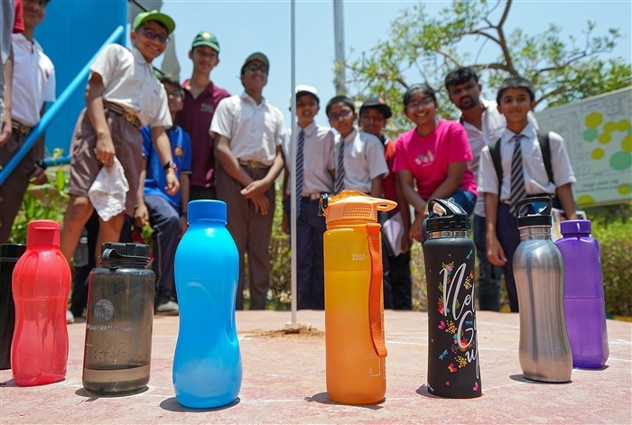 In the Glow of the Sun: Bangalore's Zero Shadow Day in Mesmerizing Photos
