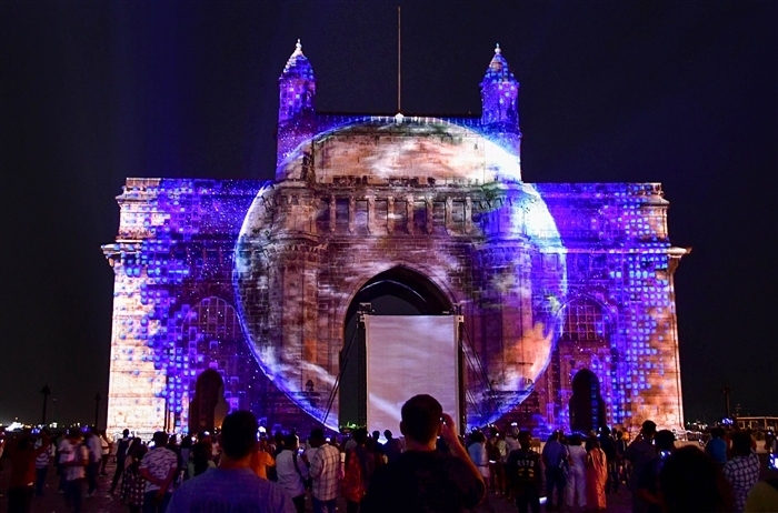 A Glimpse into History: The Story Behind Mumbai's Iconic Gateway