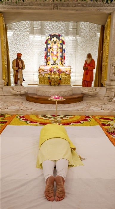 PM Modi's Visit to Ram Lalla and Community Celebration in Ayodhya