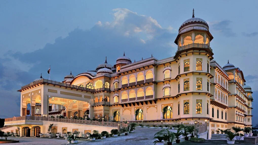 Exploring India's Lavish Hotels: From Rs 80,000 to Rs 29 Lakh Per Night