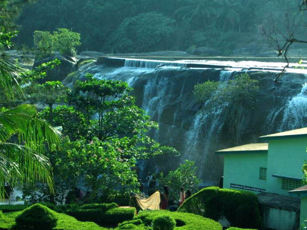 தீர்பரப்பு அருவி, திருவட்டாறு தீர்பரப்பு அருவி, திருவட்டாறு